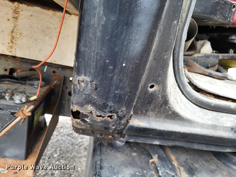 image for item DO3568 1986 Chevrolet 60  dump flatbed truck