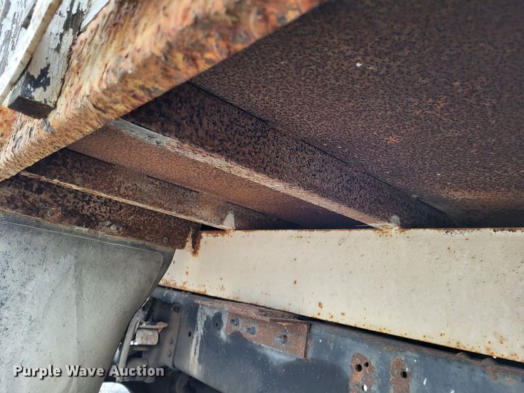 image for item DO3568 1986 Chevrolet 60  dump flatbed truck