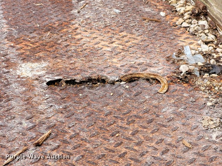 image for item DO3568 1986 Chevrolet 60  dump flatbed truck