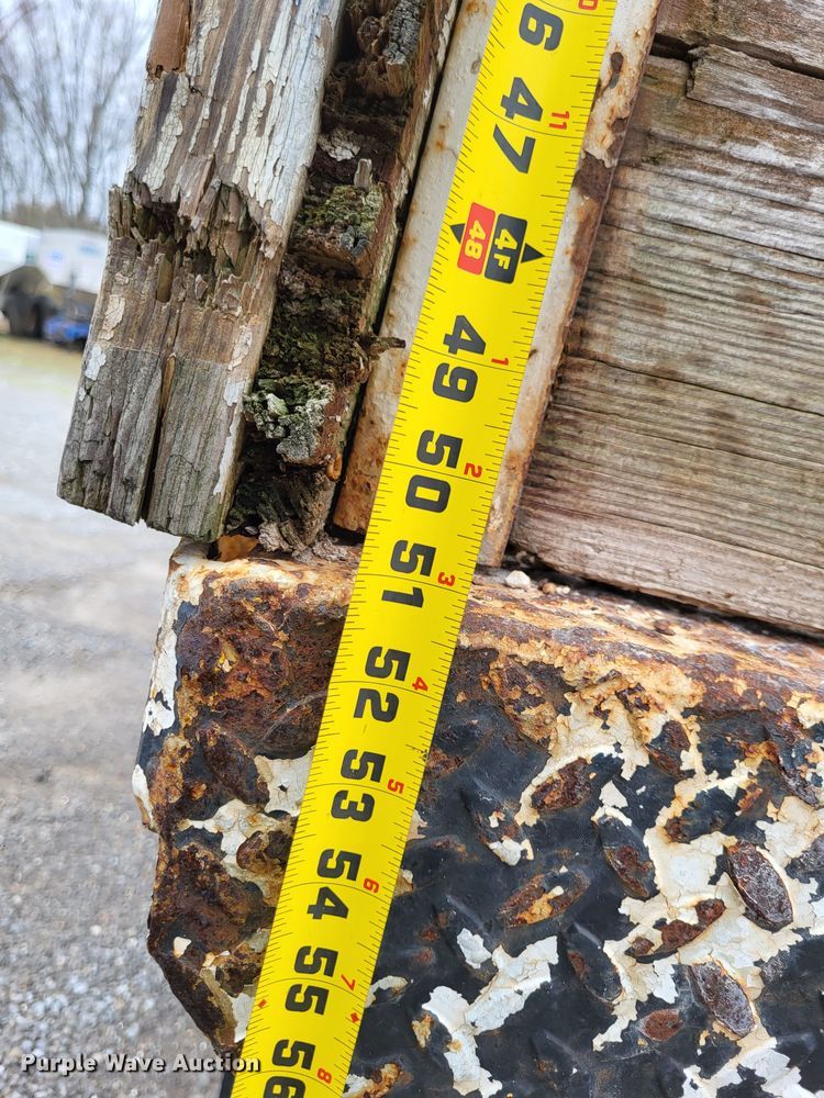 image for item DO3568 1986 Chevrolet 60  dump flatbed truck