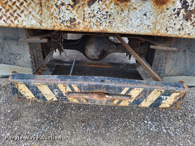 image for item DO3568 1986 Chevrolet 60  dump flatbed truck