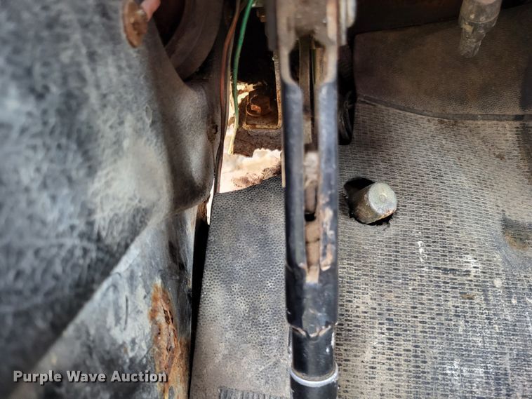 image for item DO3568 1986 Chevrolet 60  dump flatbed truck