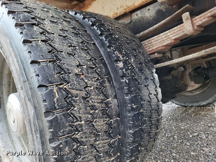 image for item DO3568 1986 Chevrolet 60  dump flatbed truck