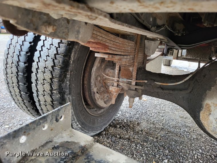 image for item DO3568 1986 Chevrolet 60  dump flatbed truck