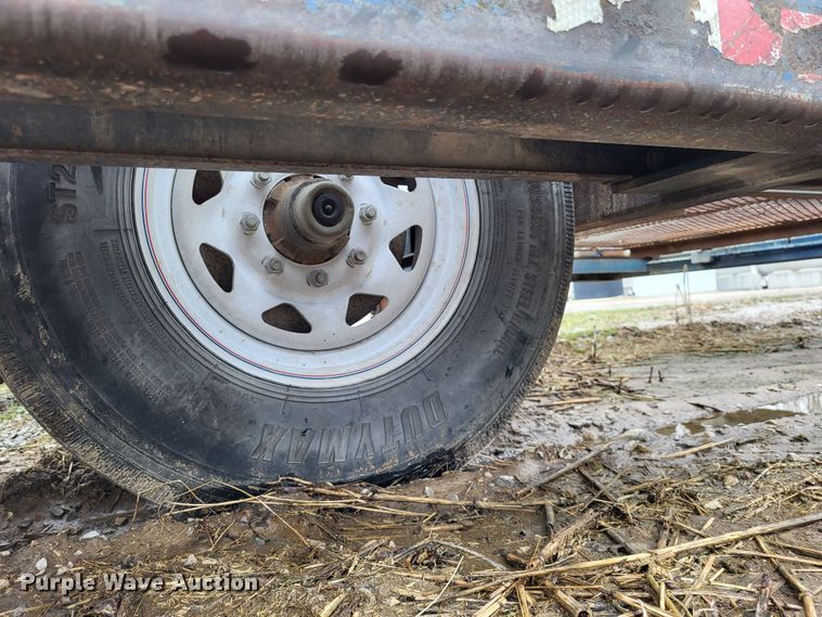 image for item DO3569 1996 Duo Lift 363012E  sprayer trailer