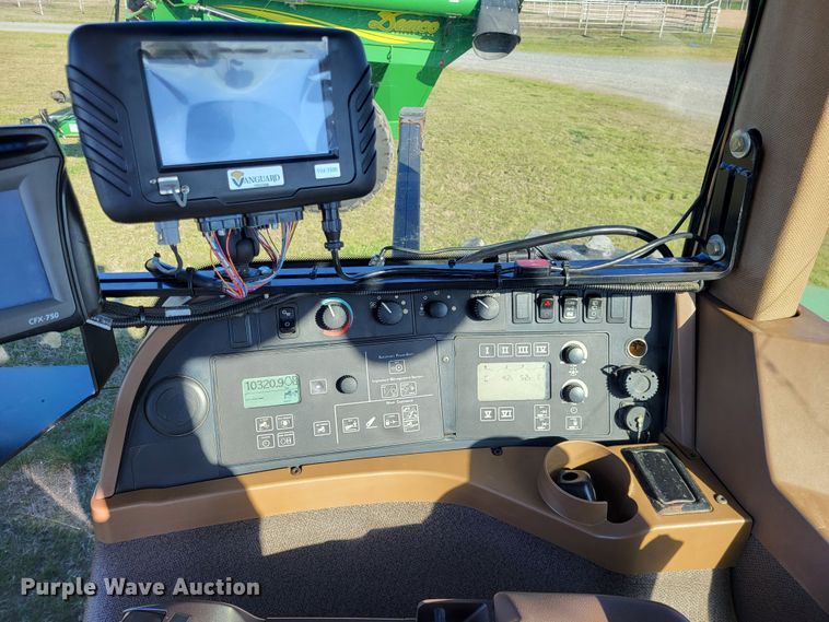 image for item DO3599 2008 John Deere 8330  MFWD tractor