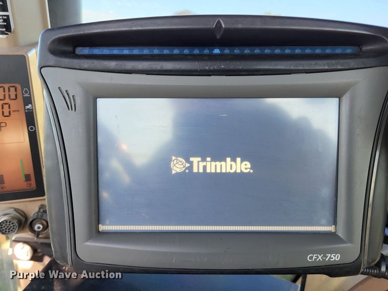 image for item DO3599 2008 John Deere 8330  MFWD tractor