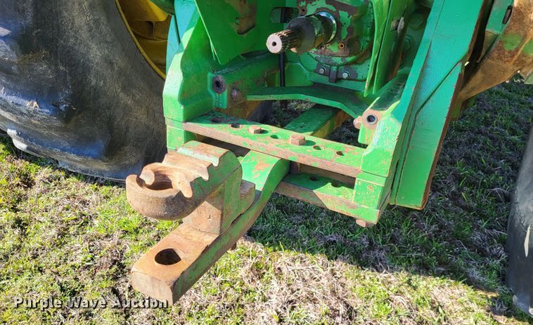 image for item DO3599 2008 John Deere 8330  MFWD tractor