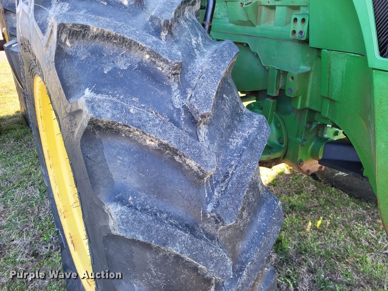 image for item DO3599 2008 John Deere 8330  MFWD tractor