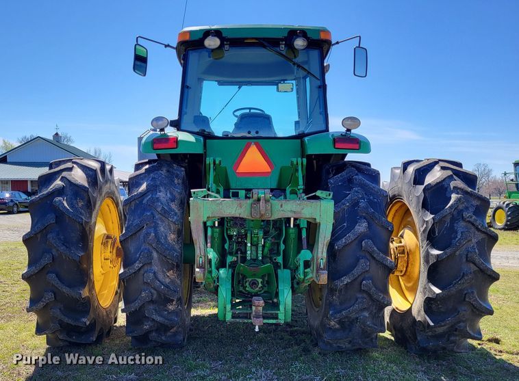 image for item DO3600 2004 John Deere 8420  MFWD tractor