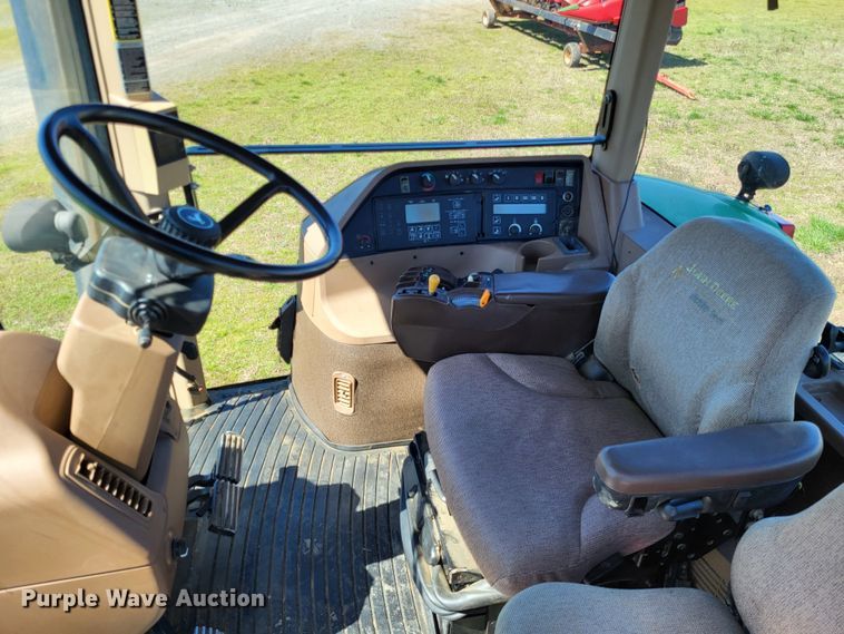 image for item DO3600 2004 John Deere 8420  MFWD tractor