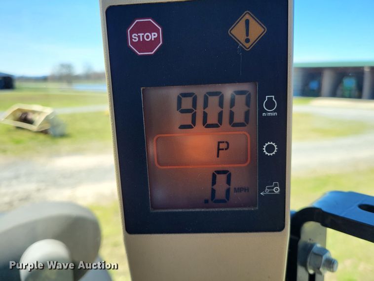 image for item DO3600 2004 John Deere 8420  MFWD tractor