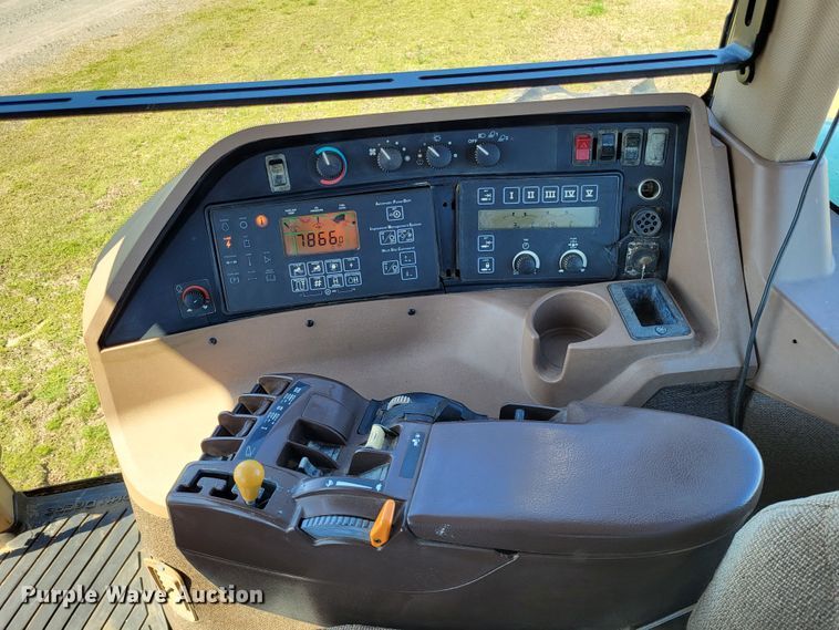 image for item DO3600 2004 John Deere 8420  MFWD tractor