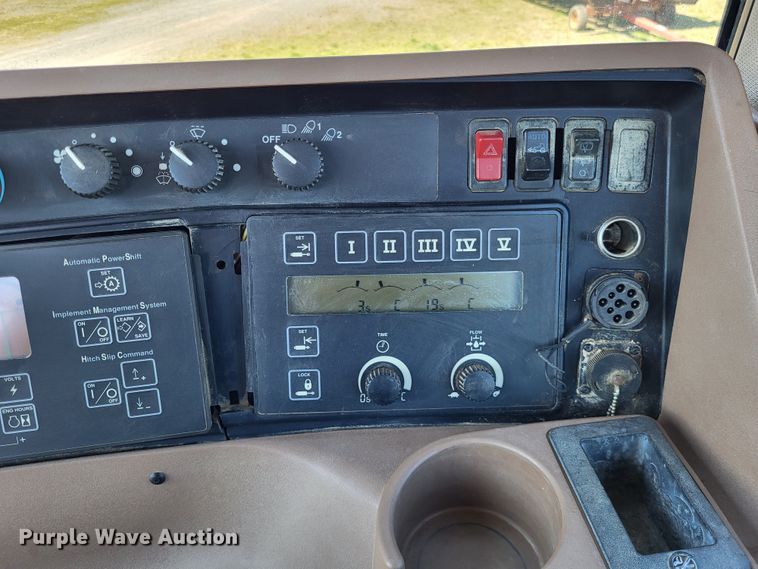 image for item DO3600 2004 John Deere 8420  MFWD tractor