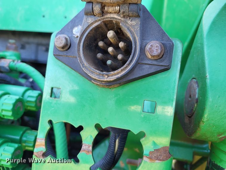 image for item DO3600 2004 John Deere 8420  MFWD tractor