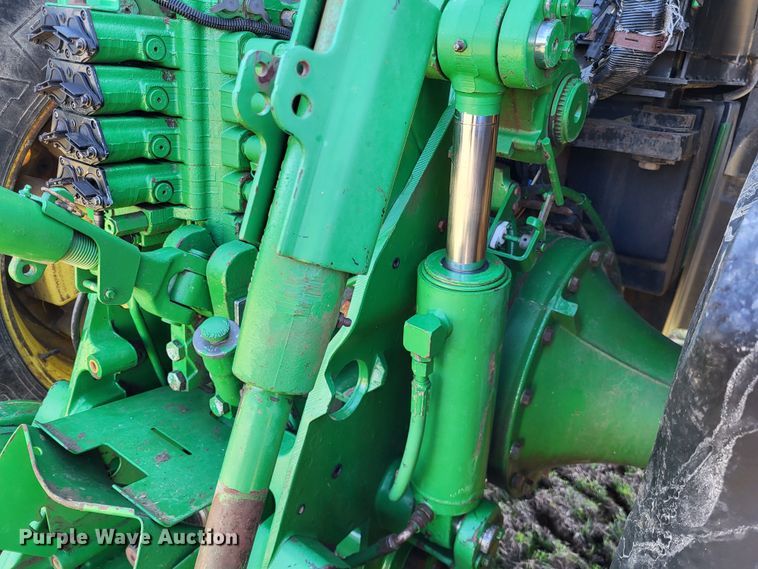 image for item DO3600 2004 John Deere 8420  MFWD tractor