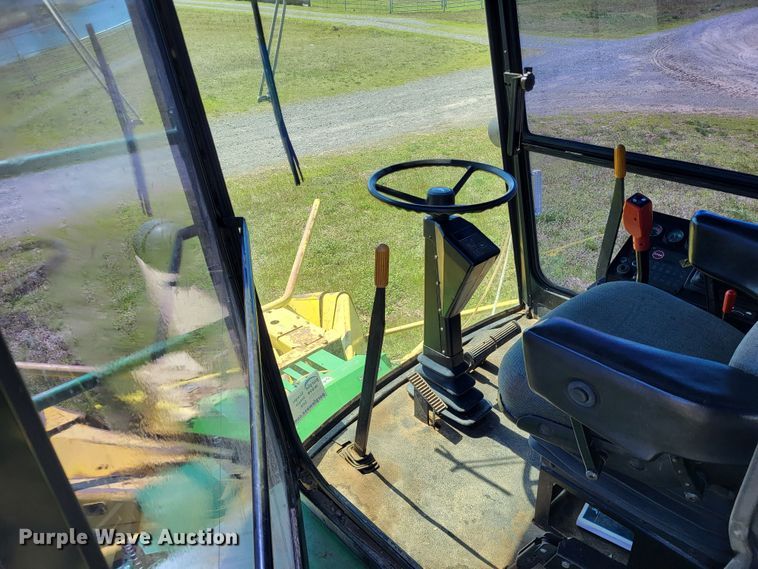 image for item DO3601 1990 John Deere 5830  forage harvester