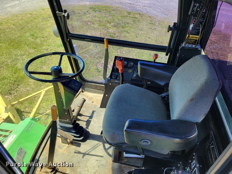 image for item DO3601 1990 John Deere 5830  forage harvester