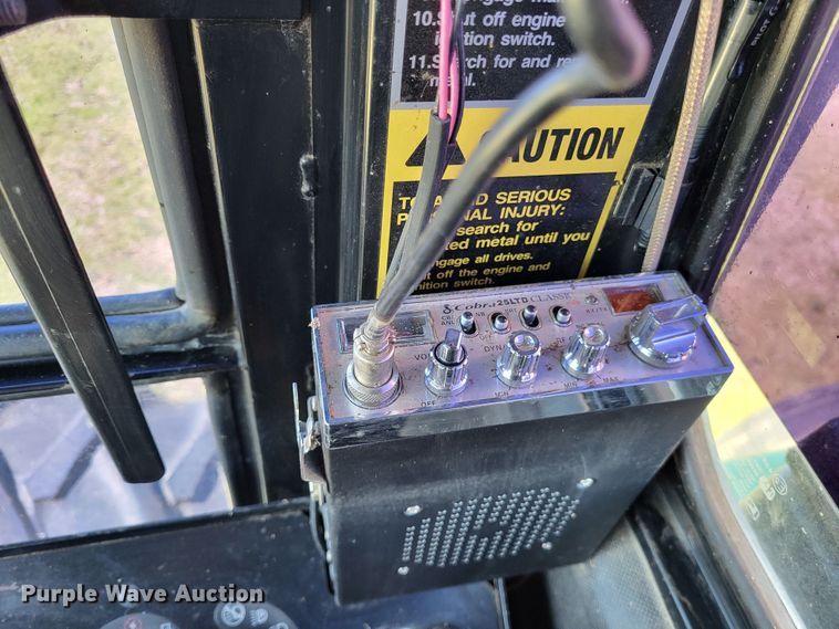 image for item DO3601 1990 John Deere 5830  forage harvester