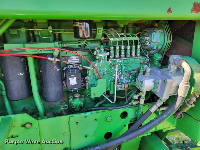 image for item DO3601 1990 John Deere 5830  forage harvester