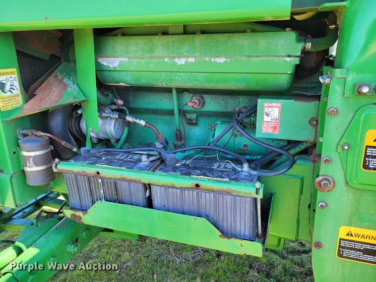 image for item DO3601 1990 John Deere 5830  forage harvester