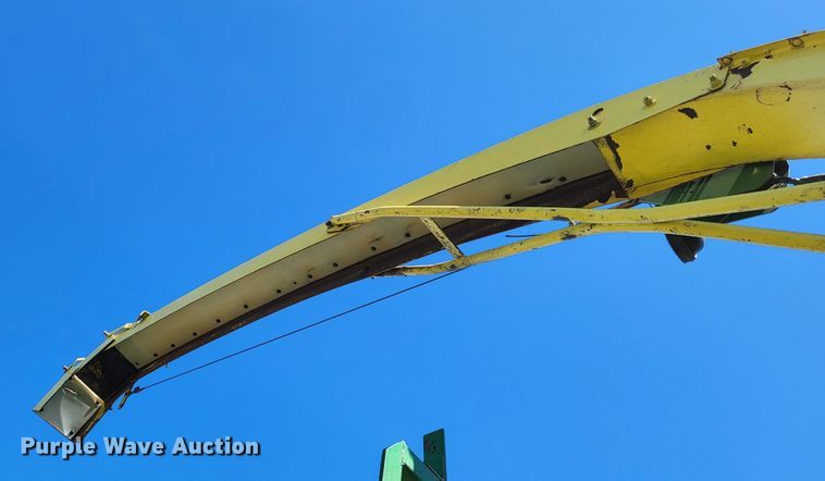 image for item DO3601 1990 John Deere 5830  forage harvester