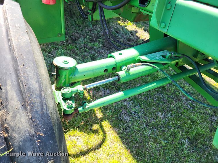 image for item DO3601 1990 John Deere 5830  forage harvester