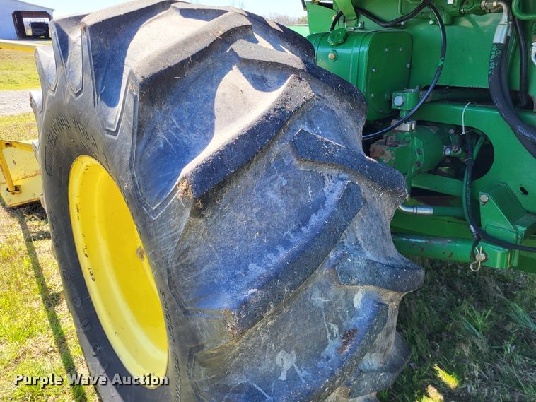 image for item DO3601 1990 John Deere 5830  forage harvester