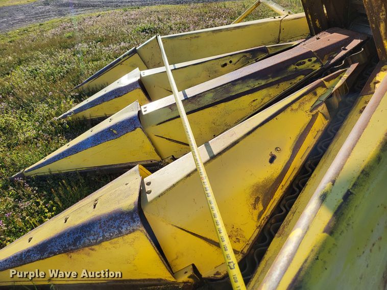 image for item DO3601 1990 John Deere 5830  forage harvester