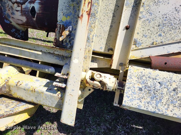 image for item DO3601 1990 John Deere 5830  forage harvester