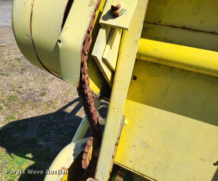 image for item DO3601 1990 John Deere 5830  forage harvester