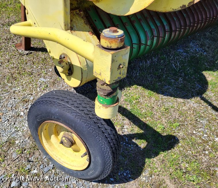 image for item DO3601 1990 John Deere 5830  forage harvester