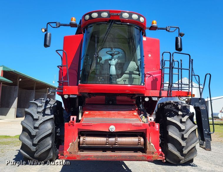 image for item DO3604 2007 Case IH 7010  RWA combine