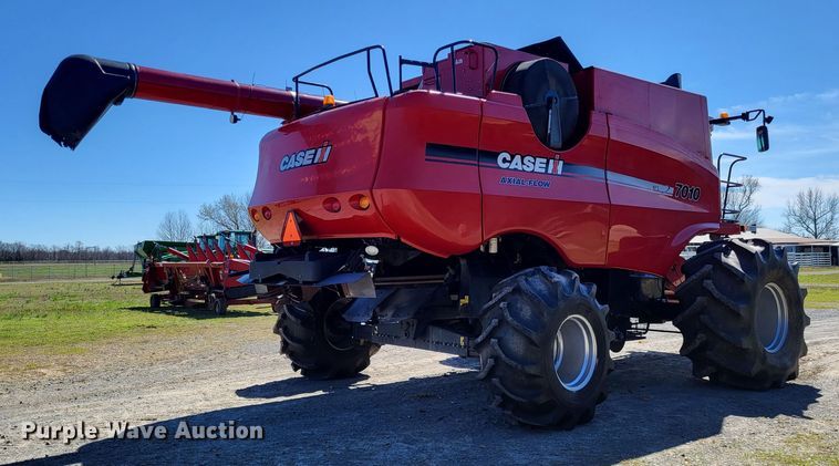 image for item DO3604 2007 Case IH 7010  RWA combine