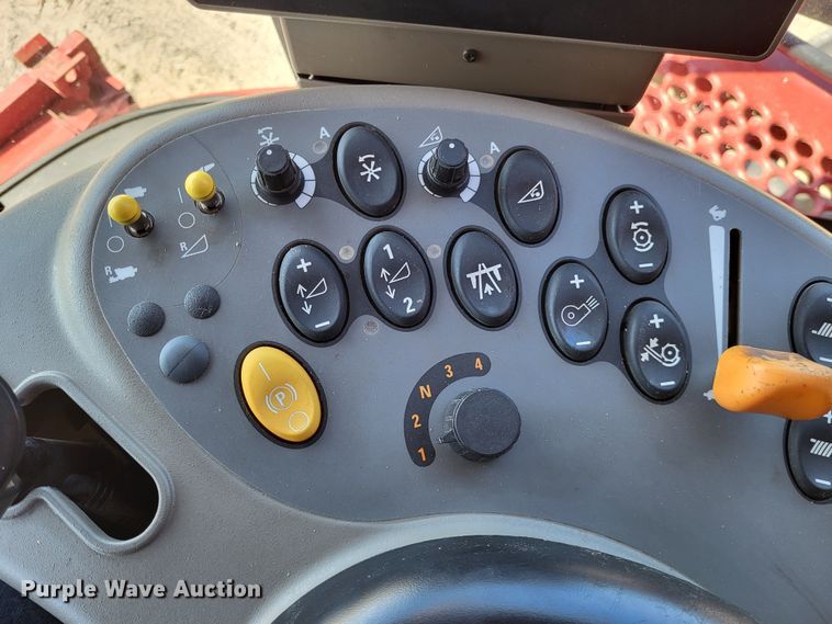 image for item DO3604 2007 Case IH 7010  RWA combine