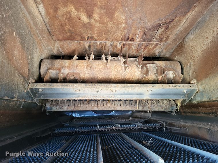 image for item DO3604 2007 Case IH 7010  RWA combine