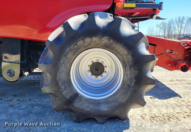 image for item DO3604 2007 Case IH 7010  RWA combine