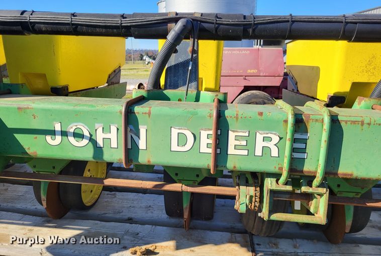 image for item DO3606 John Deere 7300 MaxEmerge 2  air seeder