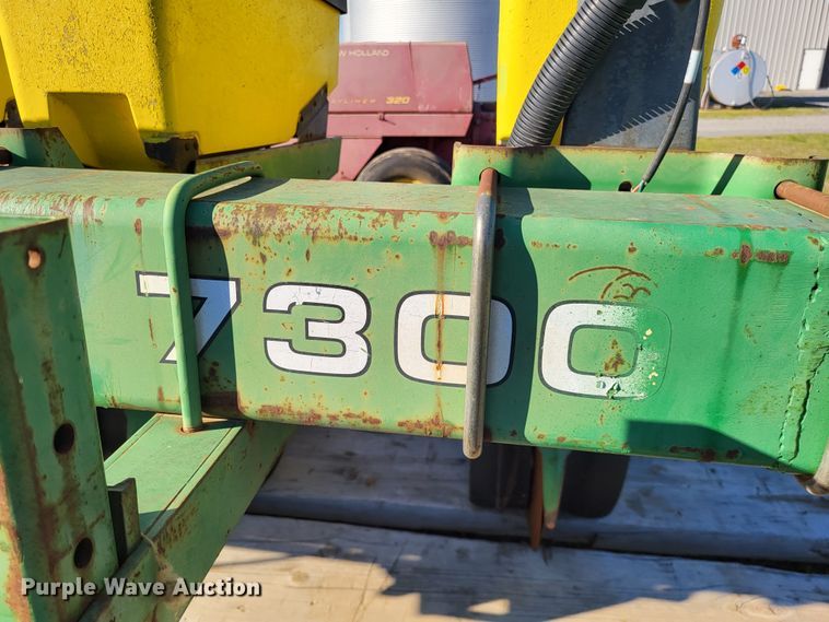 image for item DO3606 John Deere 7300 MaxEmerge 2  air seeder