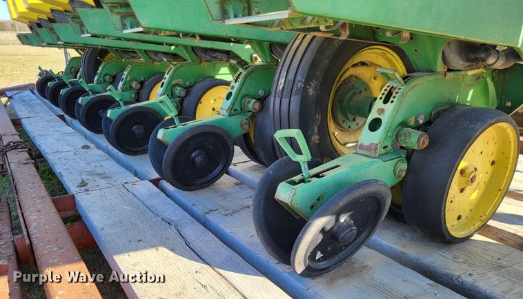 image for item DO3606 John Deere 7300 MaxEmerge 2  air seeder