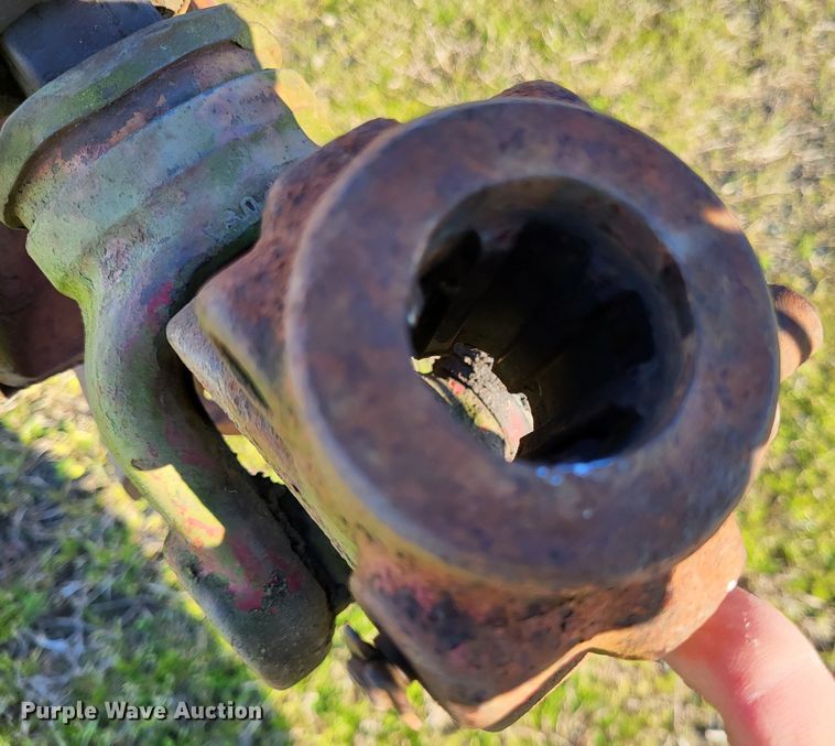 image for item DO3608 New Holland Hayliner 320  small square baler