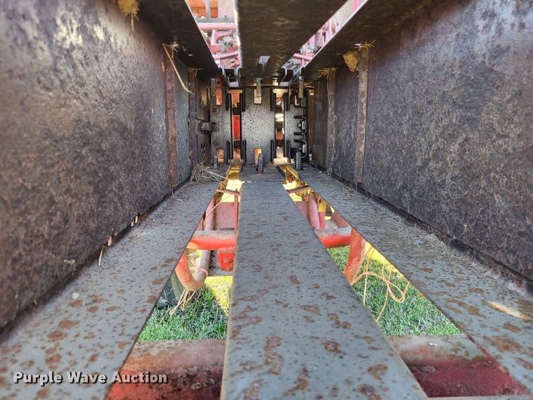 image for item DO3608 New Holland Hayliner 320  small square baler