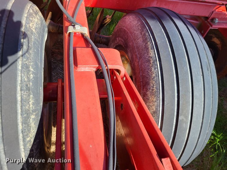 image for item DO3614 Case IH 3950  tandem disk