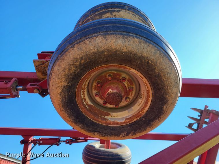 image for item DO3614 Case IH 3950  tandem disk