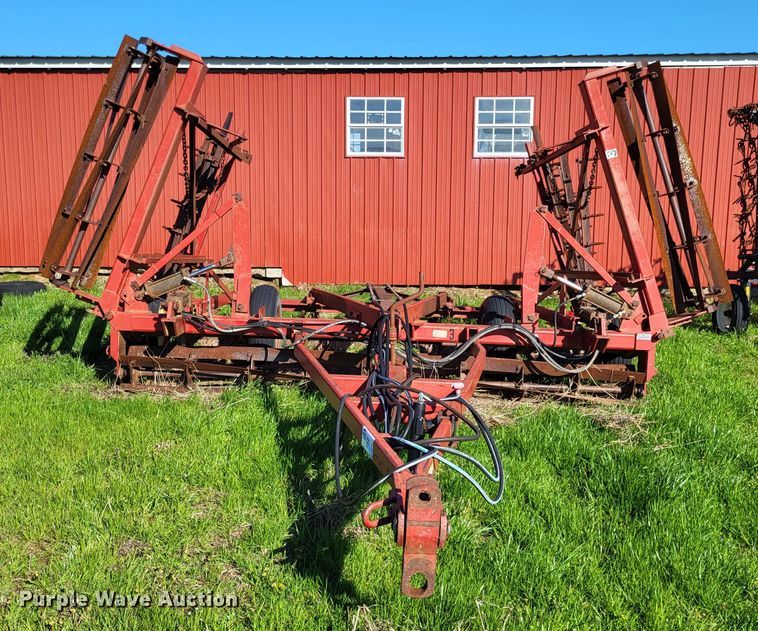 image for item DO3615 Hutchinson Wil-Rich 1400  mulch finisher