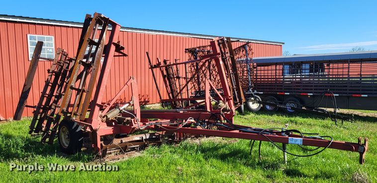 image for item DO3615 Hutchinson Wil-Rich 1400  mulch finisher