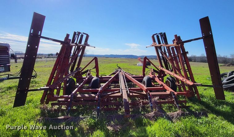 image for item DO3615 Hutchinson Wil-Rich 1400  mulch finisher