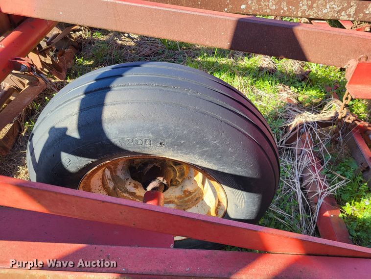 image for item DO3615 Hutchinson Wil-Rich 1400  mulch finisher