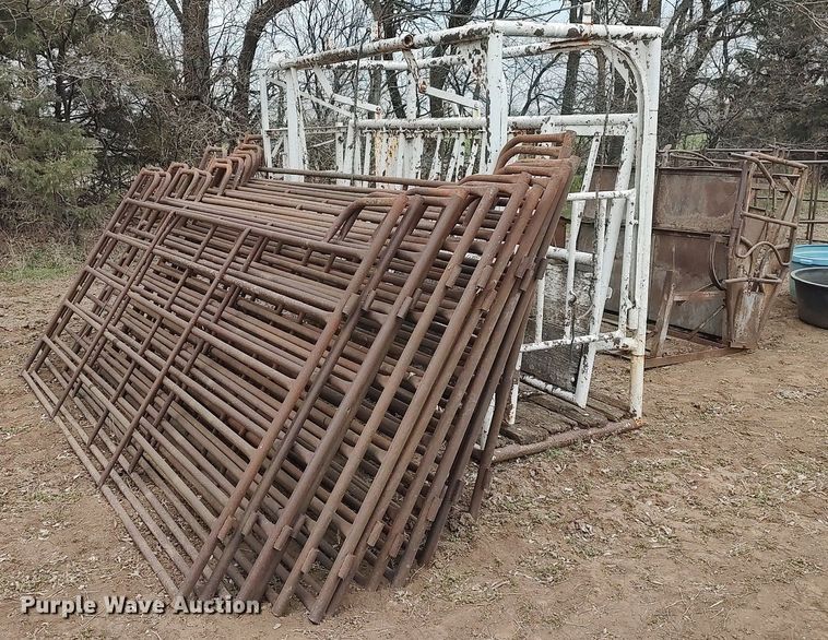 image for item DO3916 Livestock equipment