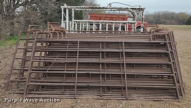 image for item DO3916 Livestock equipment